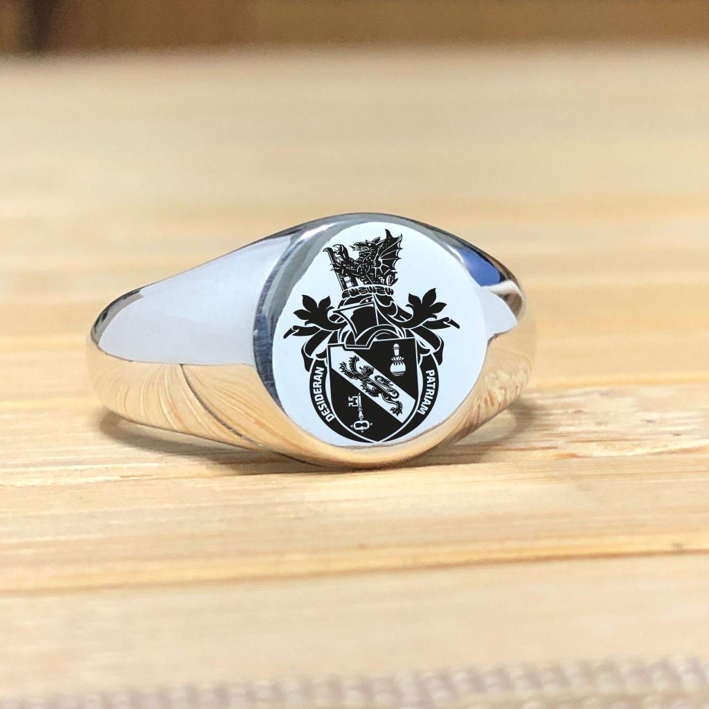 Custom Family Crest Signet Ring: Engraved Sterling Silver Heritage Jewelry