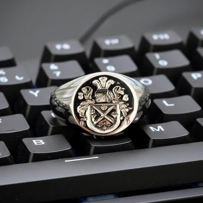 Handcrafted Coat of Arms Signet Ring: Custom Family Crest